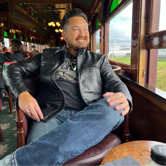 Meet your Posher, Mark - Picture 2 of 7